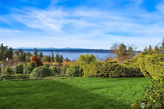 1298 SW 301st Street, Federal Way, WA 98023