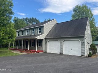 425 Tempel Lane, Rensselaer, NY 12144