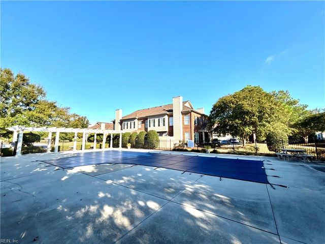 1008 Farrcroft WAY, Virginia Beach, VA 23455