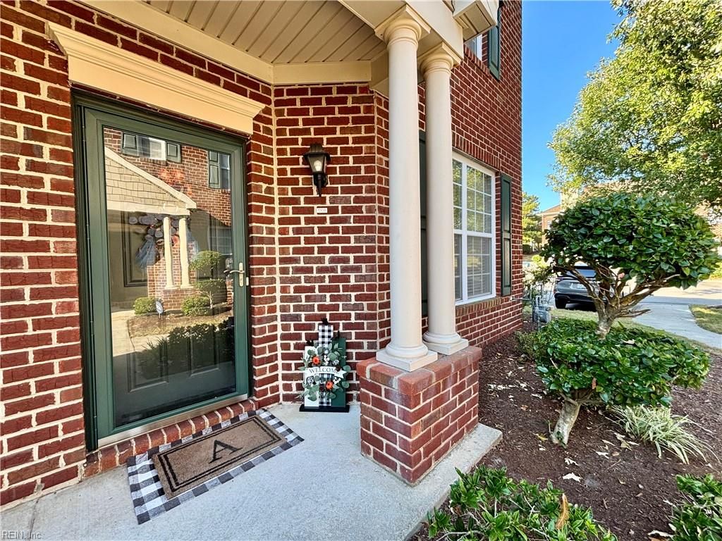 1008 Farrcroft WAY, Virginia Beach, VA 23455