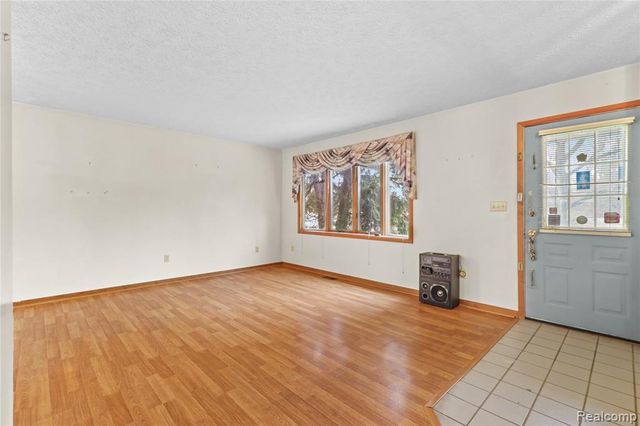 37144 Joy Road, Livonia, MI 48150