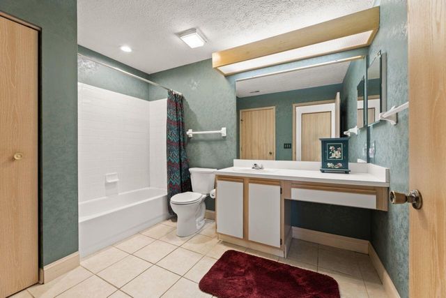 36 Abbeycross Lane, Westerville, OH 43082
