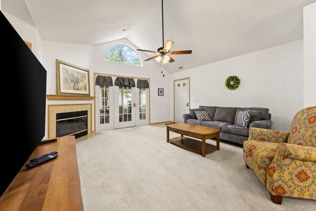 36 Abbeycross Lane, Westerville, OH 43082