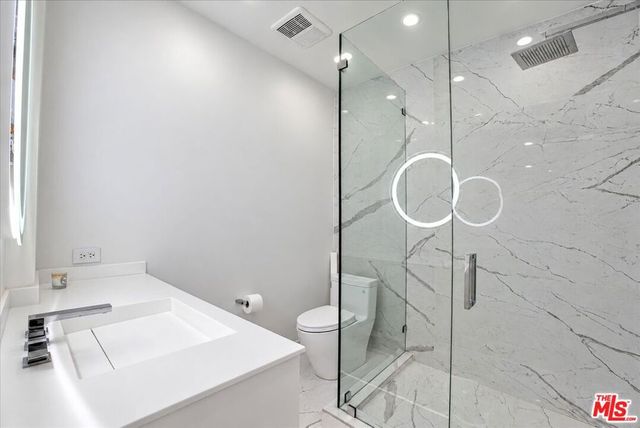 934 N Sweetzer Avenue, West Hollywood, CA 90069