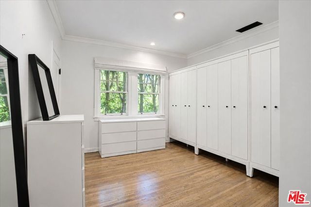 934 N Sweetzer Avenue, West Hollywood, CA 90069