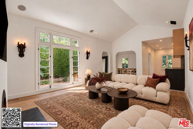 934 N Sweetzer Avenue, West Hollywood, CA 90069