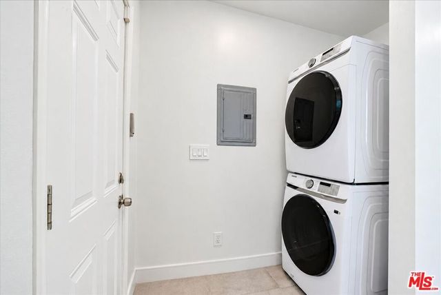 934 N Sweetzer Avenue, West Hollywood, CA 90069