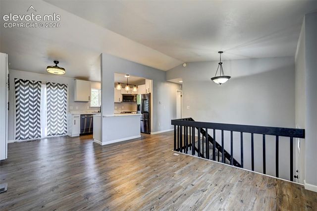 2150 Heathercrest Drive, Colorado Springs, CO 80915
