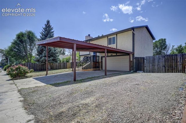 2150 Heathercrest Drive, Colorado Springs, CO 80915
