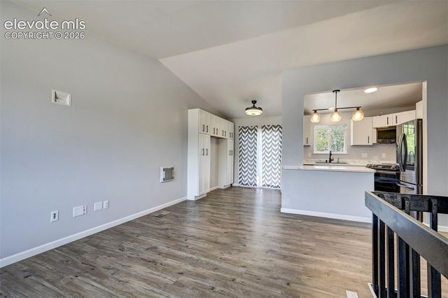 2150 Heathercrest Drive, Colorado Springs, CO 80915