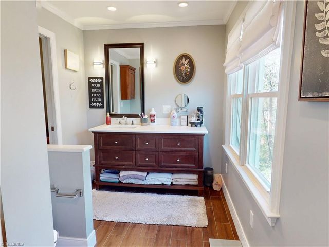 224 Country Club Road, Mount Airy, NC 27030