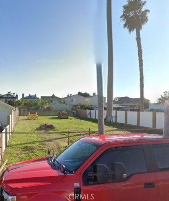 Image 1 of property listing at 624 E Pacific, Carson, CA 90745