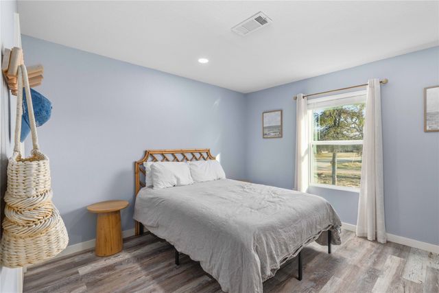 141 Hawk Lane, Brownwood, TX 76801