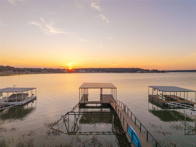 141 Hawk Lane, Brownwood, TX 76801