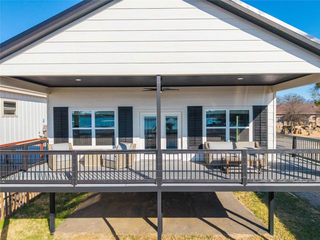 141 Hawk Lane, Brownwood, TX 76801