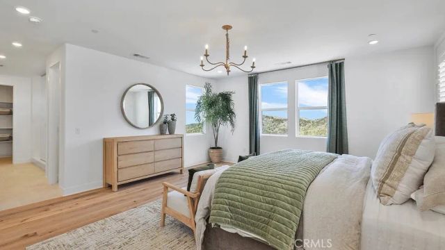 24358 Corte Parillada, Valencia, CA 91354