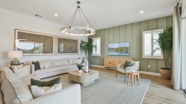 24358 Corte Parillada, Valencia, CA 91354