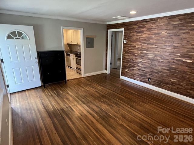 421 W Kingston Avenue, Charlotte, NC 28203