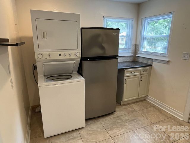 421 W Kingston Avenue, Charlotte, NC 28203
