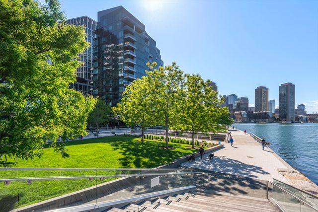 22 Liberty Dr 2L, Boston, MA 02210