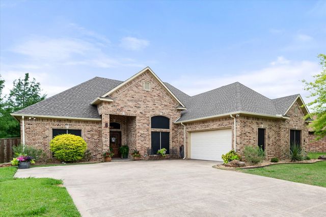 1103 Louise Lane, Ennis, TX 75119
