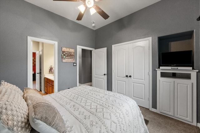 1103 Louise Lane, Ennis, TX 75119