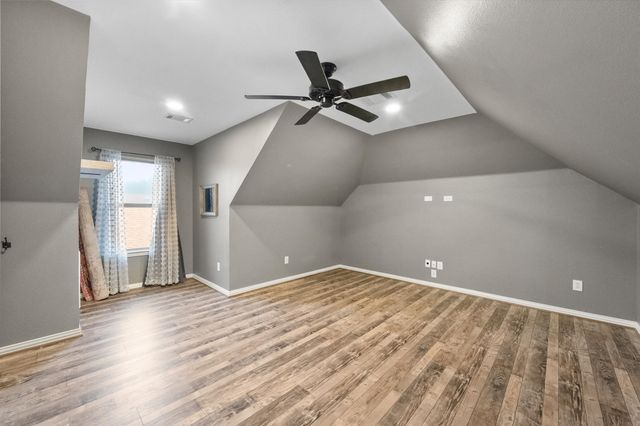 1103 Louise Lane, Ennis, TX 75119