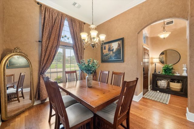 1103 Louise Lane, Ennis, TX 75119