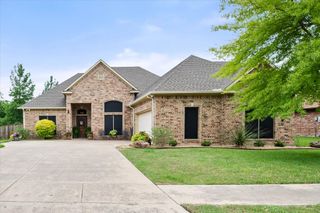 1103 Louise Lane, Ennis, TX 75119