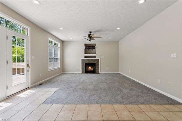 98 Pointers GLN, Newport News, VA 23606