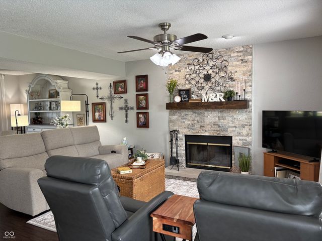 7338 Jackie Court, Indianapolis, IN 46221