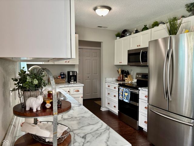 7338 Jackie Court, Indianapolis, IN 46221