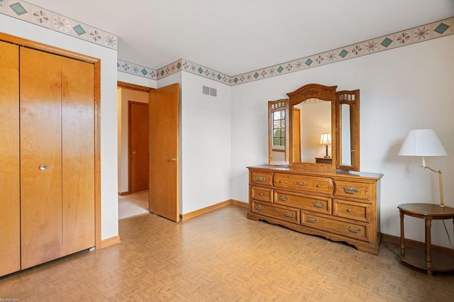 5441 Stanford Court, Warren, MI 48092