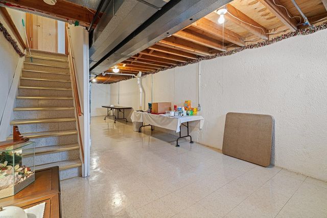 5441 Stanford Court, Warren, MI 48092