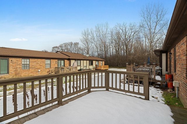 5441 Stanford Court, Warren, MI 48092