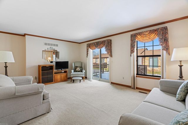 5441 Stanford Court, Warren, MI 48092