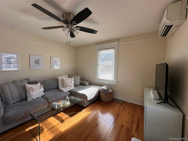 5 Fairmount Street 3, Huntington, NY 11743