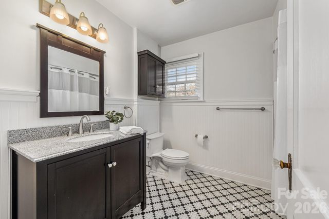 27 Circle Drive, Belmont, NC 28012