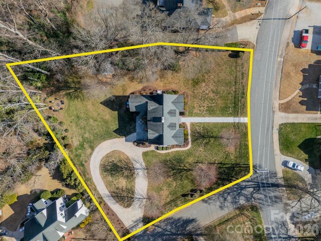 27 Circle Drive, Belmont, NC 28012