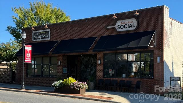 27 Circle Drive, Belmont, NC 28012