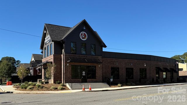 27 Circle Drive, Belmont, NC 28012