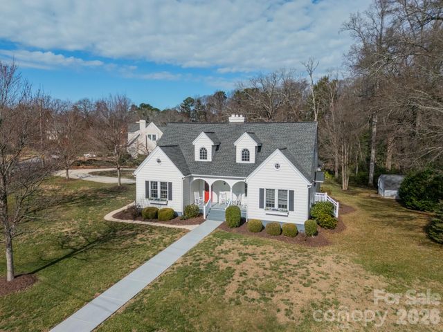 27 Circle Drive, Belmont, NC 28012
