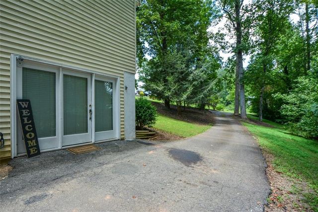41 Clark Station Road, Jasper, GA 30143