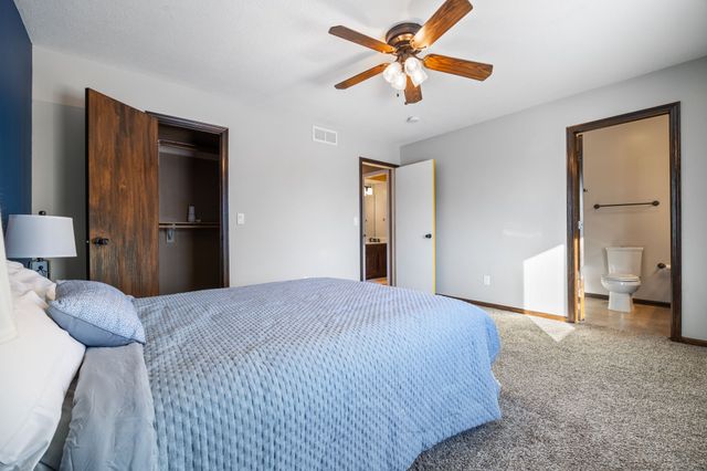 736 SE Richland Court, Ankeny, IA 50021