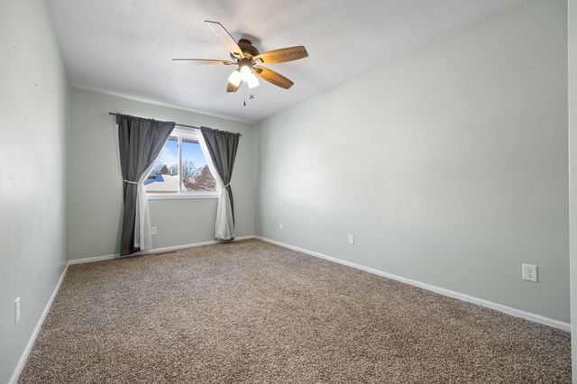 736 SE Richland Court, Ankeny, IA 50021