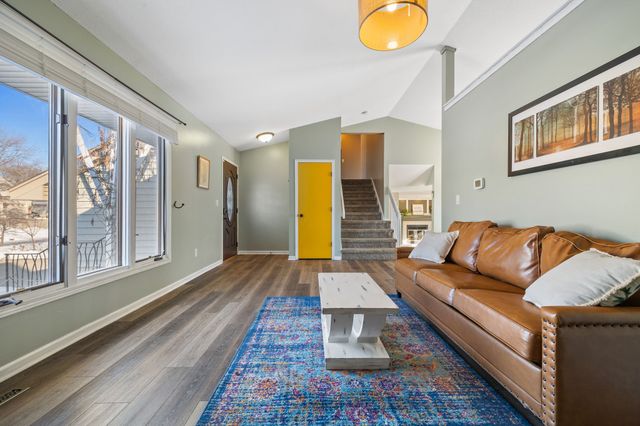 736 SE Richland Court, Ankeny, IA 50021