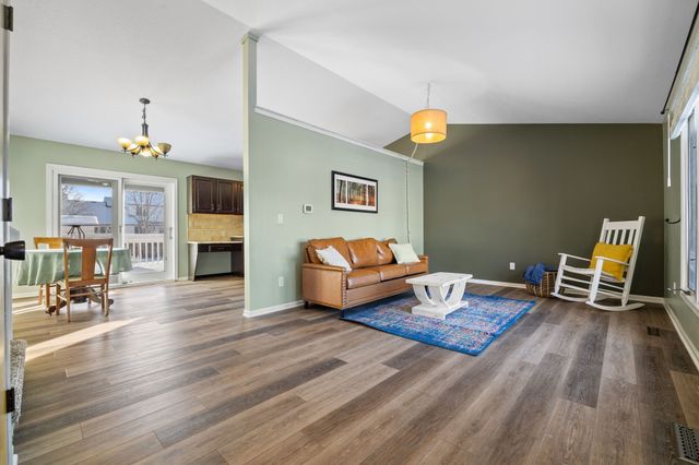 736 SE Richland Court, Ankeny, IA 50021