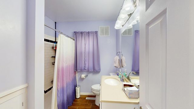 1409 Circle Drive, Albert Lea, MN 56007