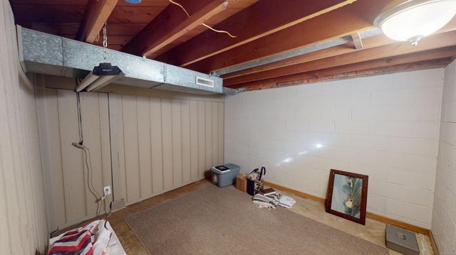 1409 Circle Drive, Albert Lea, MN 56007