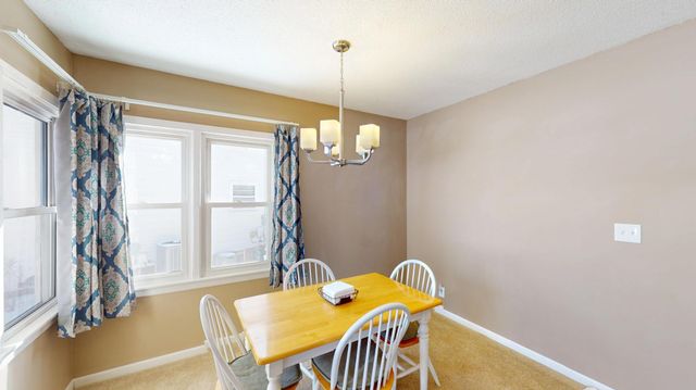 1409 Circle Drive, Albert Lea, MN 56007